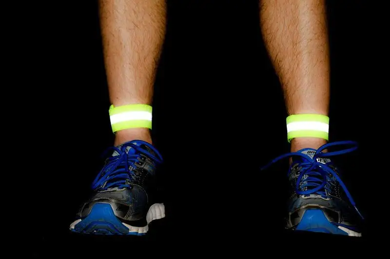 HiMISS Светоотражающие ремни для занятий спортом, бега, жилет, безопасный светящийся ремень, светоотражающий жилет, регулируемый 120 г