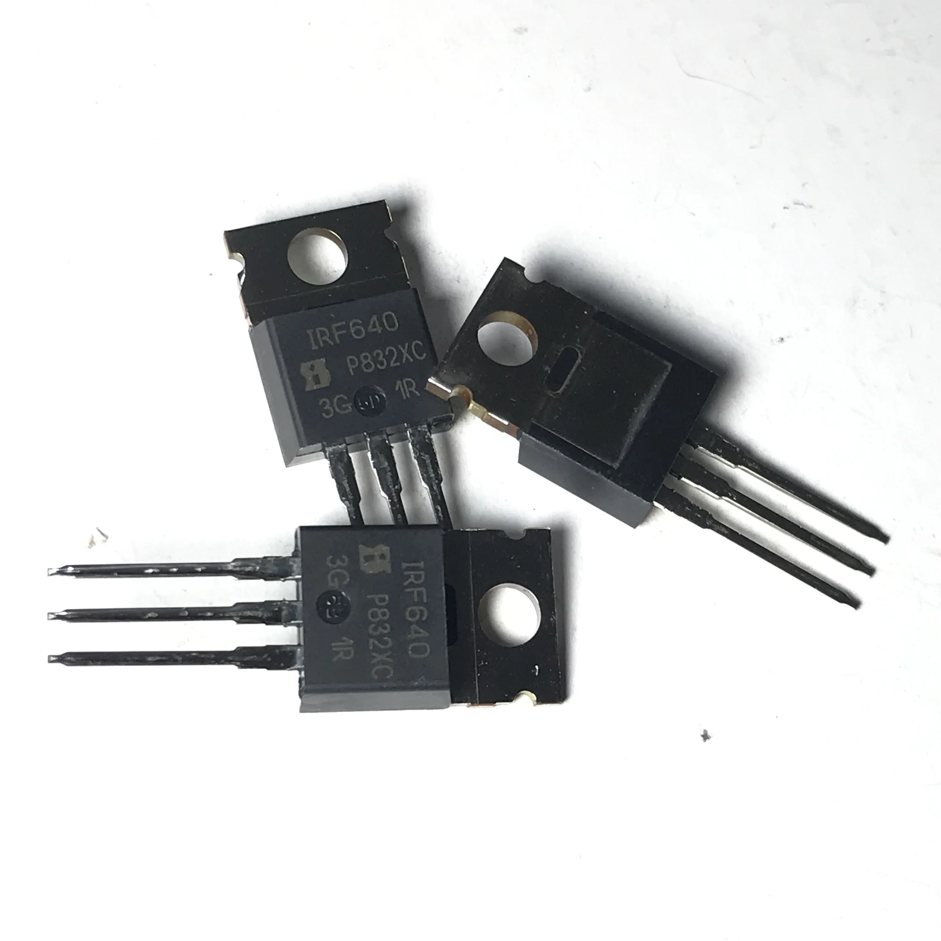 IRF640 640-220 18A 200V 10 шт./лот