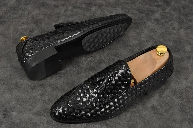 TB2htyKDKOSBuNjy0FdXXbDnVXa_!!3107212602