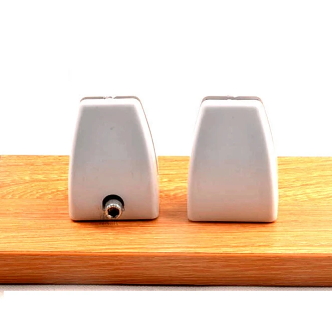 8378688759_1836935456