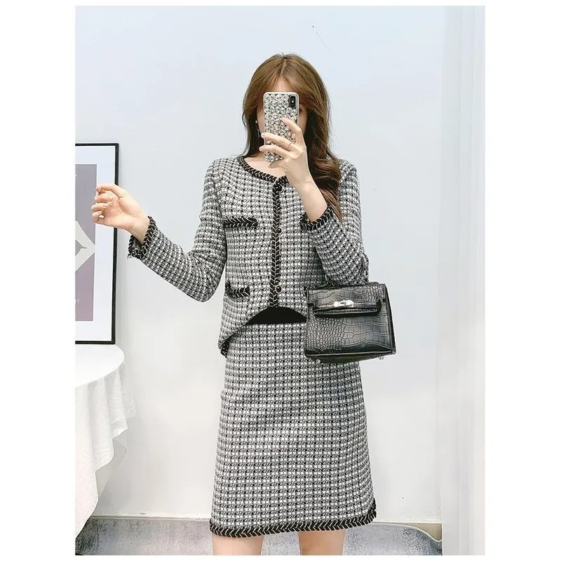 

Skirt Set Knitted Cardigan Plaid Bag Hip Skirt Set Autumn and Winter Round Neck Casual Sweater Skirt Top and Skirt Set