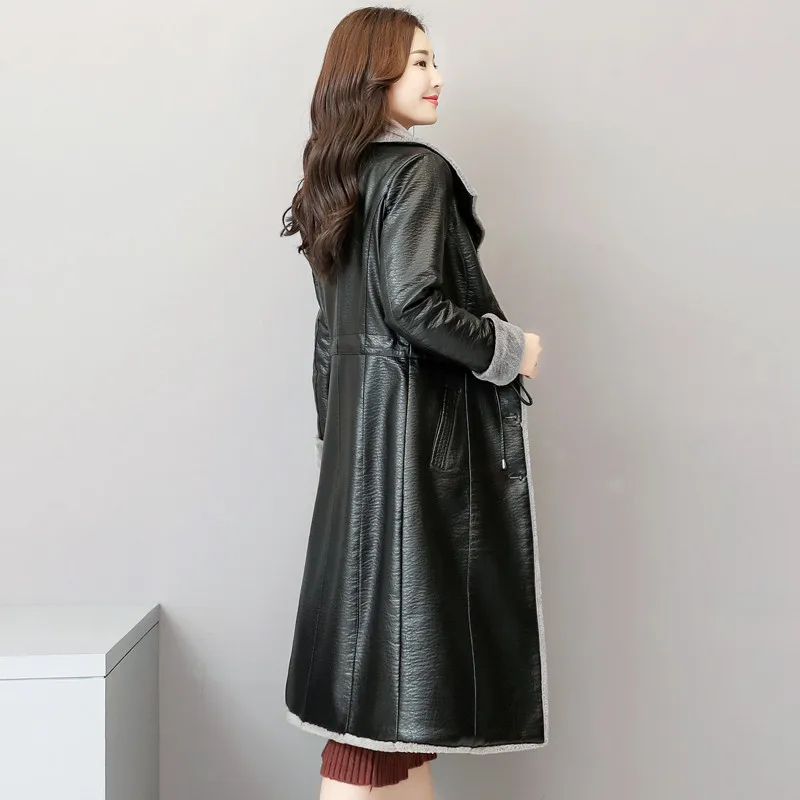 Зимняя теплая кожаная куртка женская модная овчина длинная из шерсти ягнёнка, кашемир верхняя одежда черный большой размер 5XL M384