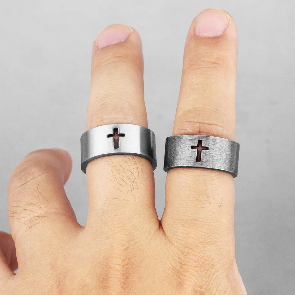 Bagues rétro pour hommes, en acier inoxydable, Punk Simple et Unique pour hommes, petit ami, motard, bijoux, cadeau créatif, vente en gros 36 Bagues rétro pour hommes, en acier inoxydable, Punk Simple et Unique pour hommes, petit ami, motard, bijoux, cadeau créatif, vente en gros 36