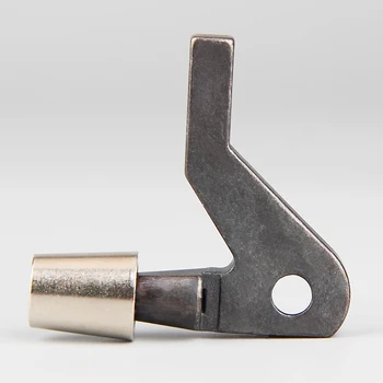 

801 shovel presser foot Uranus 801 peeling machine presser foot sewing machine parts / 1Y-140 roller presser foot