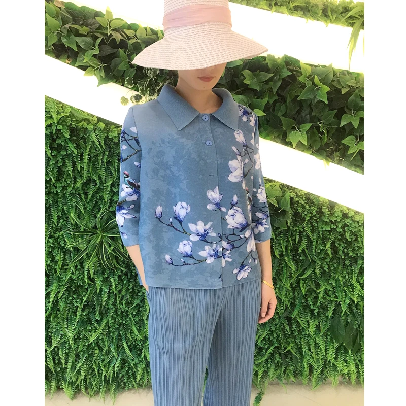 Miyake/однобортное пальто с отложным воротником и принтом; короткий рукав; Топ;