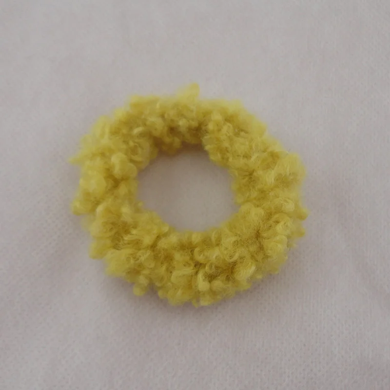Light yellow 10 шт., кудрявые плюшевые эластичные держатели для конского хвоста, массивные резинки для волос для девочек, хит INS, бархатные резинки для волос, резинки для волос для пучков - Цвет: Light yellow