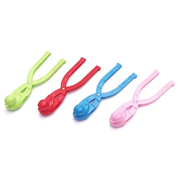 

Cartoon Lovely Duck Snowman Football Shaped Snowball Maker Clip Children Winter Snow Beach Mold Tool Creative Outdoor Sports Toy