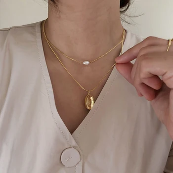 

BU-68 Gold Color Layered Hollow Coin Necklaces Natural Freshwater Pearl Necklaces for Women French Minimalist Necklace