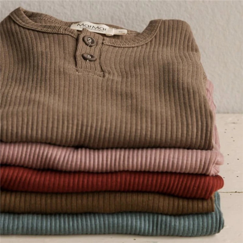 Roupas de Verão de Algodão Lindo Macacão Básico Bebê Meninos Meninas Modal Cor Sólida Manga Curta Infantil Adorável mm 22 Mamãe e Bebê