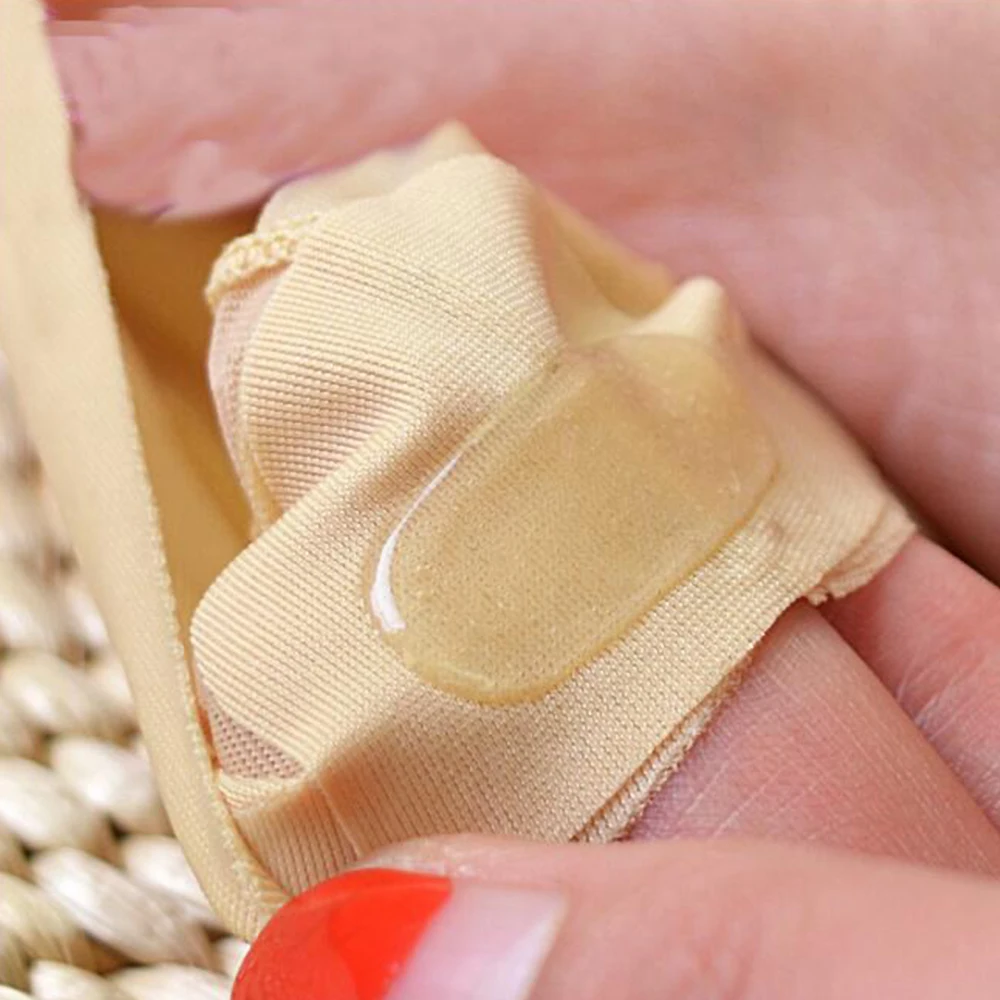 Arch Support 3D Sock Foot Massage Health Care Women Summer Autumn Orthopedic Socks Ice Silk Shallow Mouth Silica Gel Meias