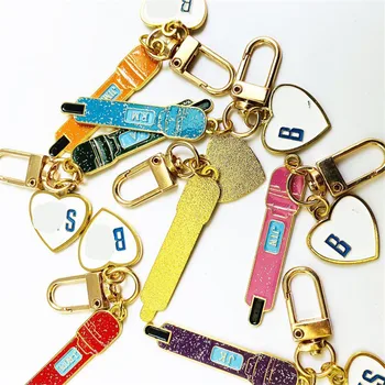

New Kpop Bangtan Boys JK Metal Key Chain Women Girl Bag Cars Keyring Jewelry Gifts Bag Pendant Key Rings Gifts Microphone Design