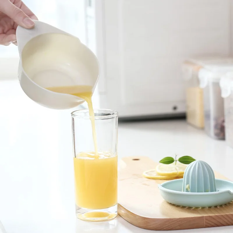 Portable Lemon Orange Juicer Kitchen Plastic Gadgets Appliances Juice Maker Squeezer Product Manual Juicing Tools Accessories