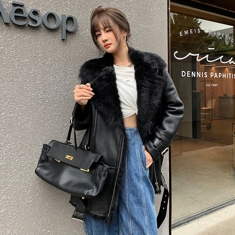 

High Quality Real Sheepskin Leather Jacket Female Coat Natural Fur Coat for Winter Woman Merino Sheep Fur Locomotive Suit Black