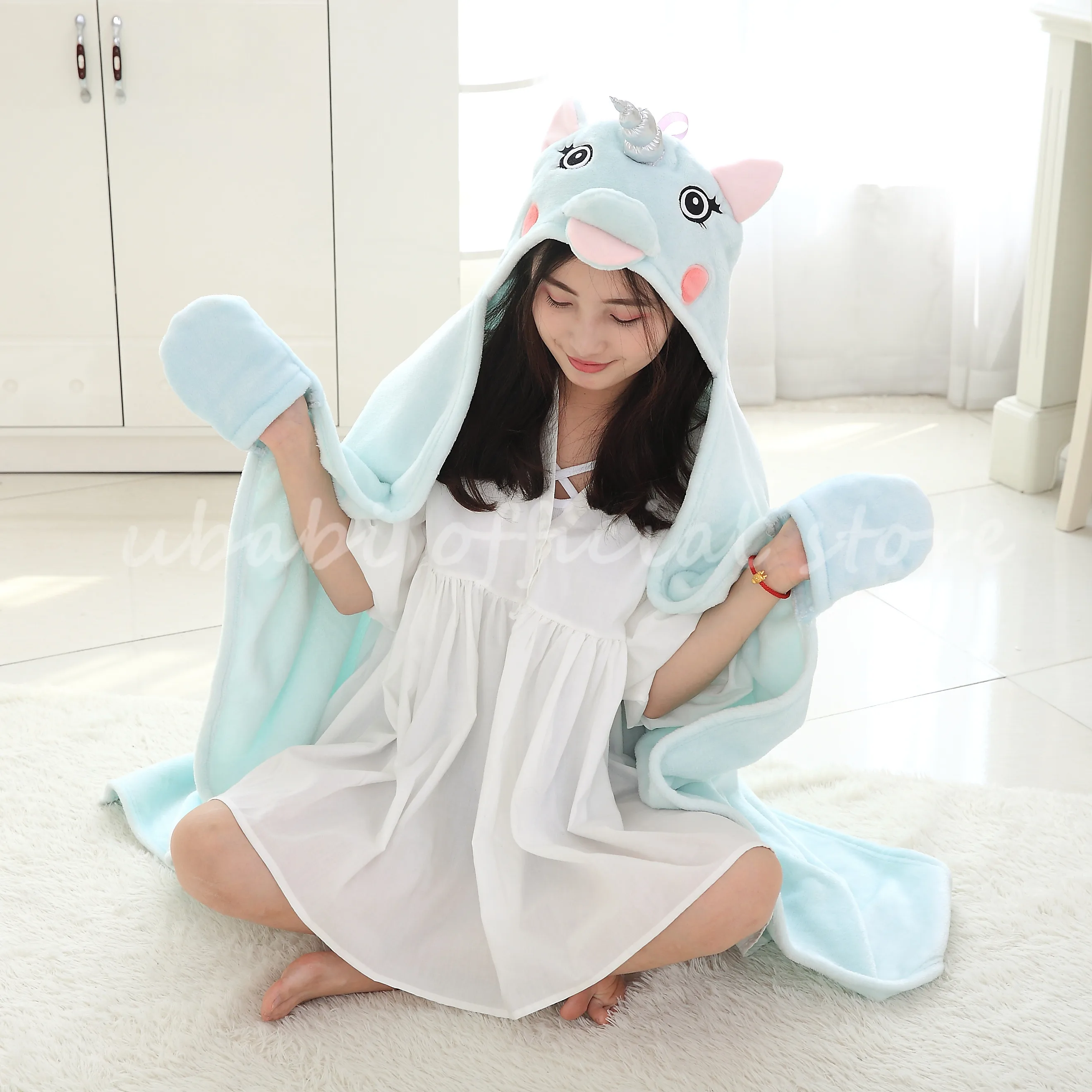 

ubabi Unicorn Cloak blanket Lovely Animal Unicorn Blanket Dolls Cartoon Cosplay Costume hooded Cape for Children Christmas Gifts