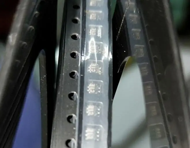 

50pcs/lot UPC2709T-E3-A UPC2709T SOT23