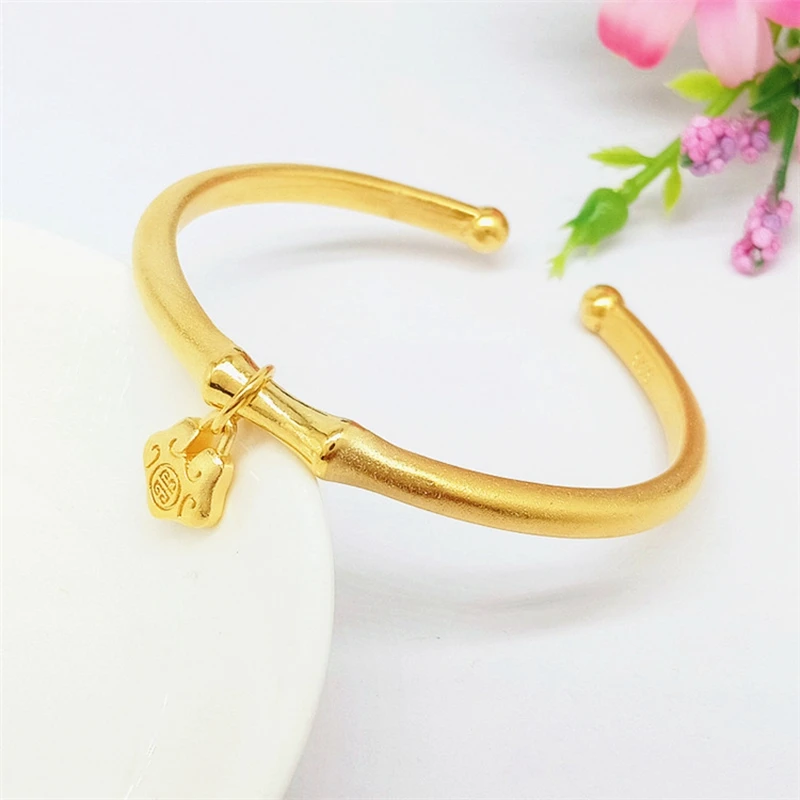 

Padlock Cuff Bangle Yellow Gold Filled Womens Bracelet Wedding Party Simple Style Accessories