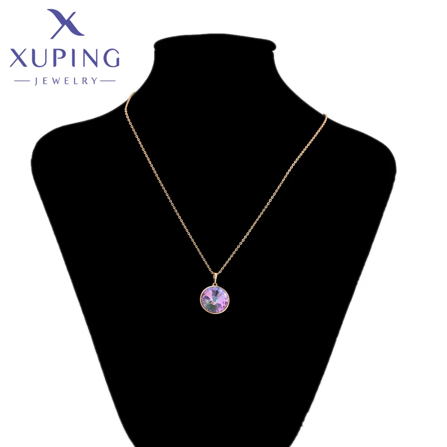 Charm Round Crystal Pendant Necklace 