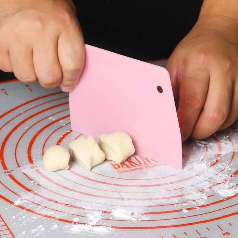 

1pcs Sale Cream Smooth Cake Trapezoid Spatula Baking Pastry Tools Dough Scraper Kitchen Butter Knife Dough Cutter Molds