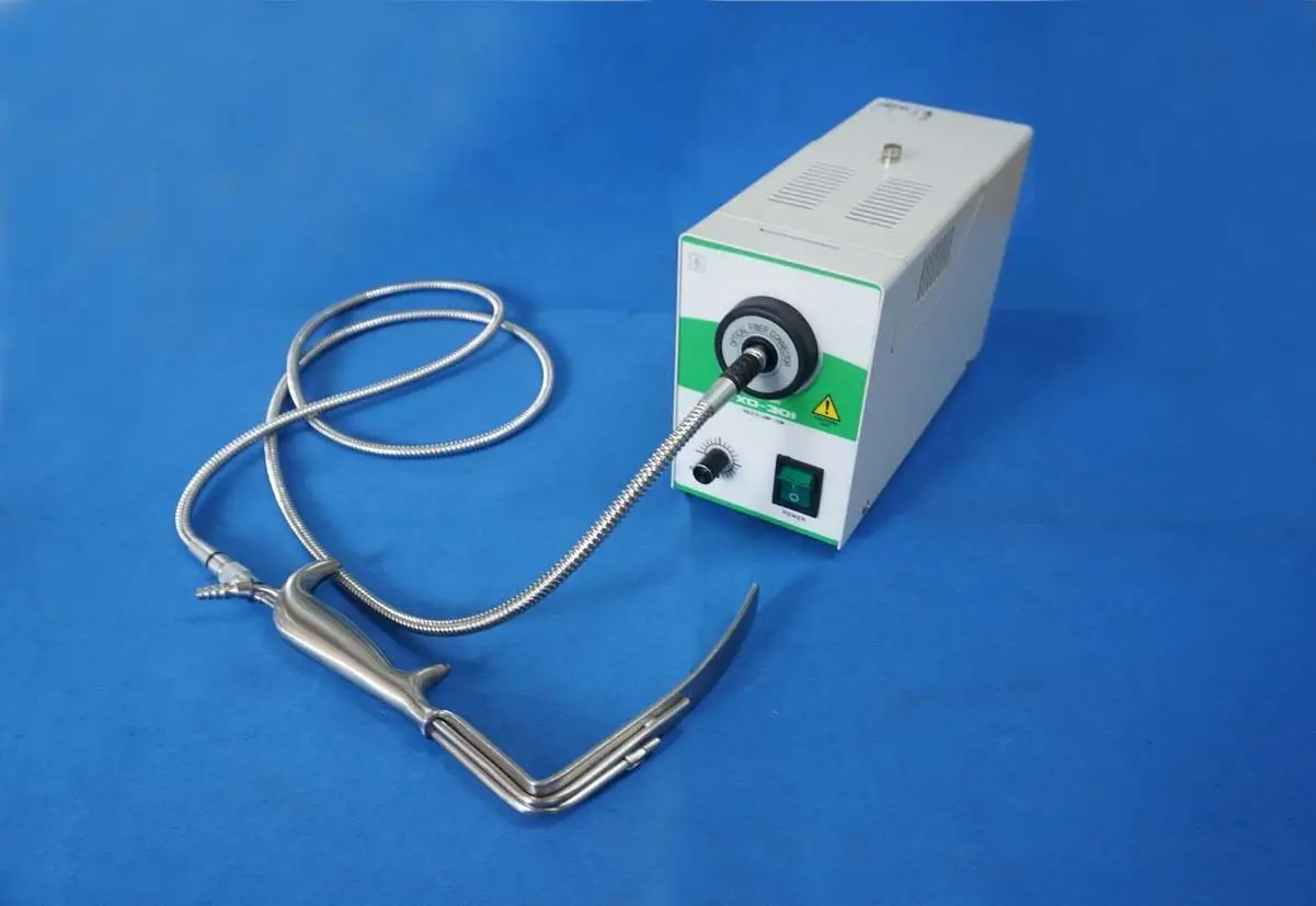 

New Beauty Cold Light Source with Fiber Light Cable