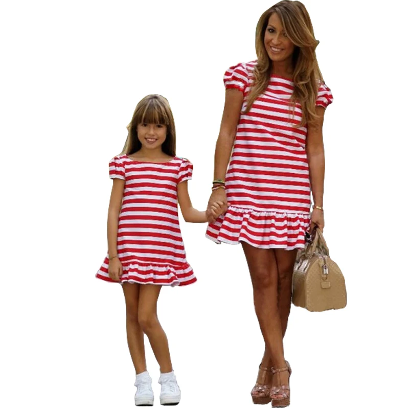 

2019 Lovely Summer Mother Daughter Dresses Red and White Lotus Hem Dress Matching Mother Daughter Clothes O-neck Short Sleeve