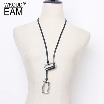 

WKOUD EAM 2020 New Spring Summer Temperament Metal Square Split Joint Pu Leather Long Women Necklace Fashion All-match JU23