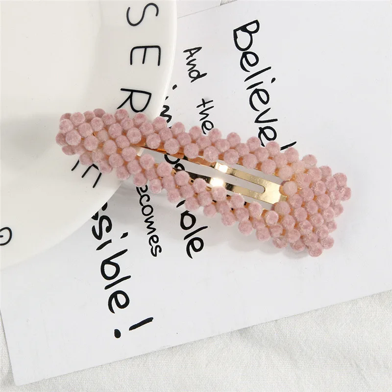 Triangle-Pink M MISM Modish, пушистые бусины, полые заколки для волос для женщин и девушек, стильные геометрические аксессуары для волос, зимние стильные заколки для волос, головные уборы - Цвет: Triangle-Pink