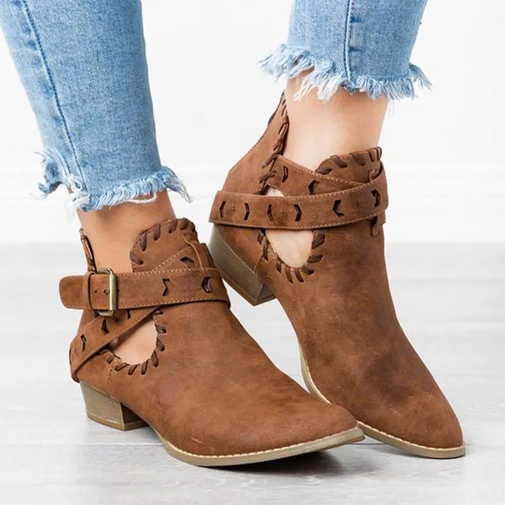 

Retro Rivets Boots Women's sexy Ladies Leisure Rome Solid Large Size Low Heels Buckle Strap Non-slip Winter Women Short Booties