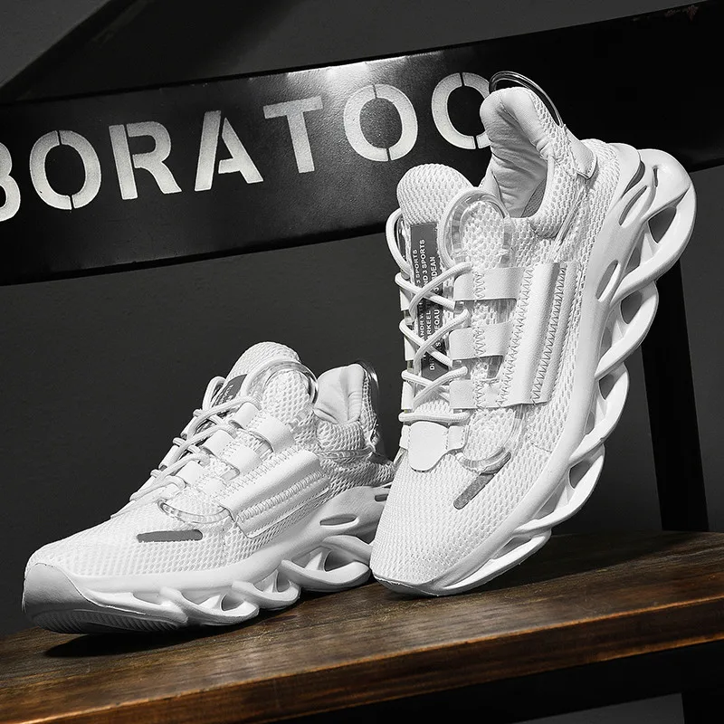 

New fashion men's casual shoes men's ankle boots non-slip outdoor sports shoes men's sports shoes high to help rubber Krasovki