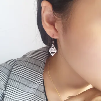 

S925 Fine Silver Ear Stud Korean Style Fashion Geometry Rhombus Versatile Vintage Earrings Female Short Earrings Live Supply of