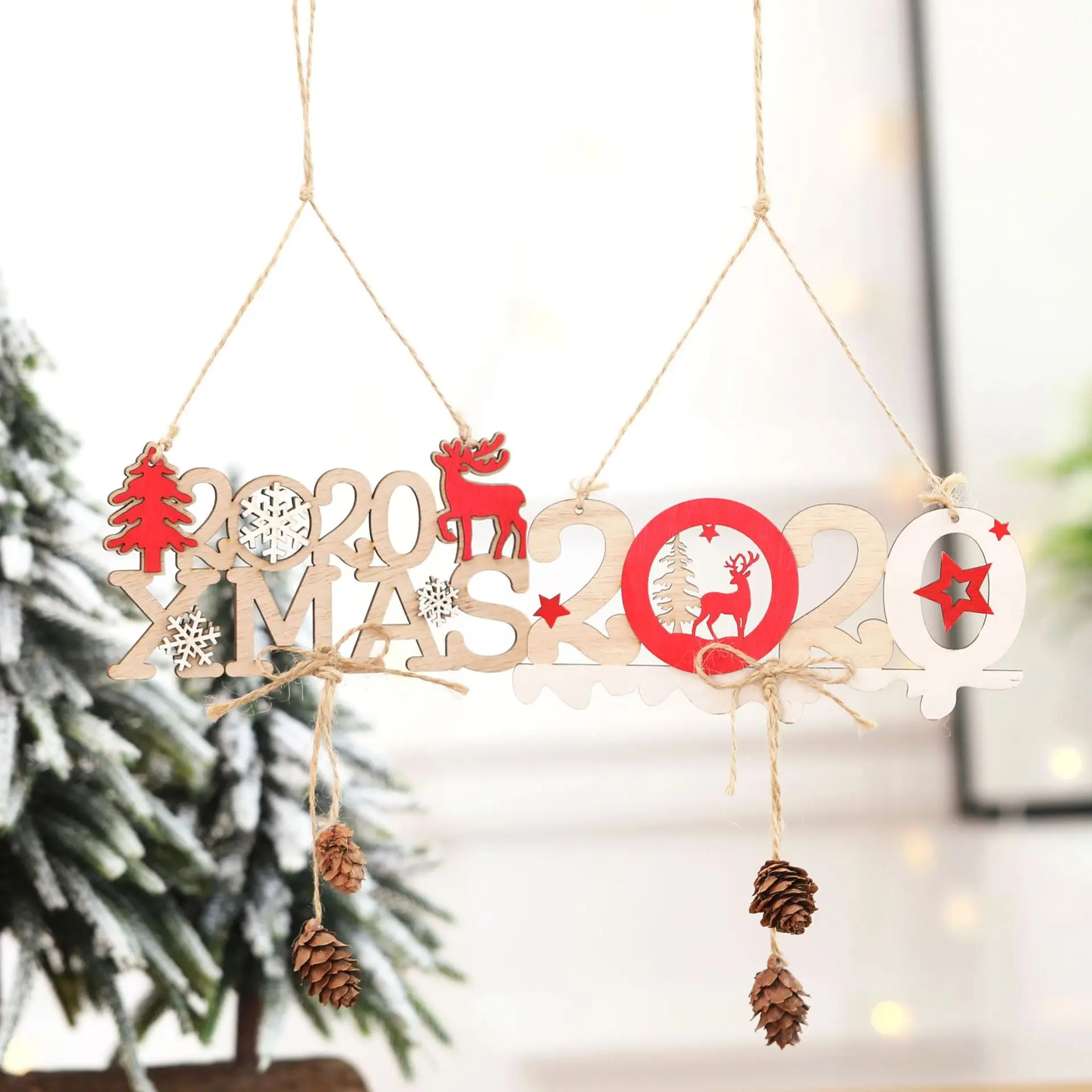 

New 2020 Letter Linen and Musk Brand Hanging Christmas Decoration Articles Creative Decoration and Arrangement of Christmas Tree