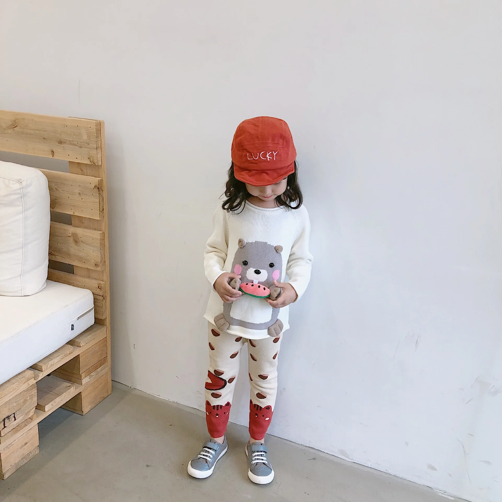 Tonytaobaby/осенне-зимняя одежда Новые Симпатичные Свитера для детей хлопковые свитера Одежда для маленьких мальчиков свитер для девочек