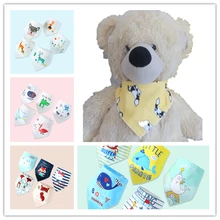 5 шт./лот, треугольные Мультяшные хлопковые детские нагрудники для мальчиков, бандана для девушки, нагрудник, тканевый нагрудник с принтом, детский шарф с воротником, Рождественский нагрудник