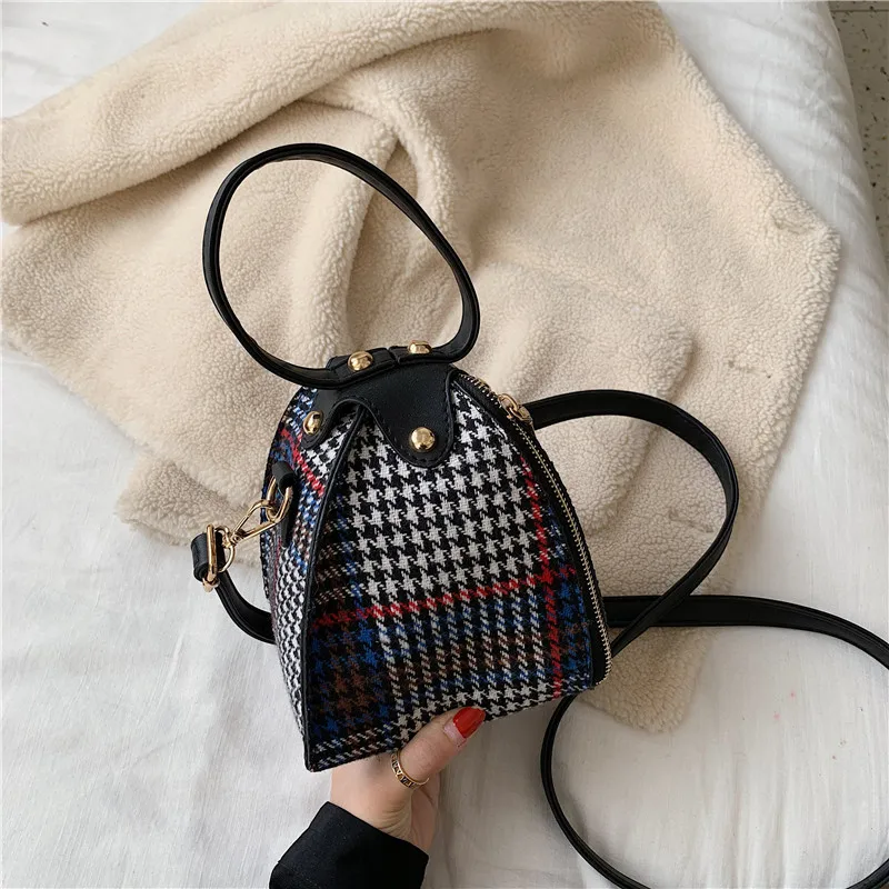 

Creative Small Bag 2019 Autumn And Winter Weaving Plaid Triangle Bag Mini Small Handbag Thousands of Birds Crossbody Bag
