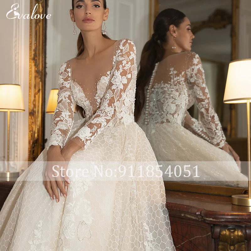 EVALOVE Gorgeous Appliques Lace Court Train A-Line Wedding Dress Luxurious Scoop Neck Beading Long Sleeve Princess Bridal Gown wedding gown