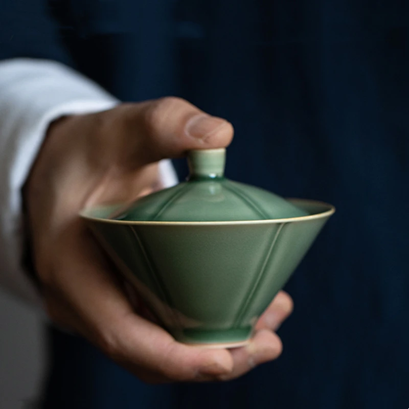 Mini 90ml Celadon Porcelain Gaiwan For Tea Solid Green Tureen With Lid Teaware Travel Kung Fu Tea Set Small Cup Bowls Chawan