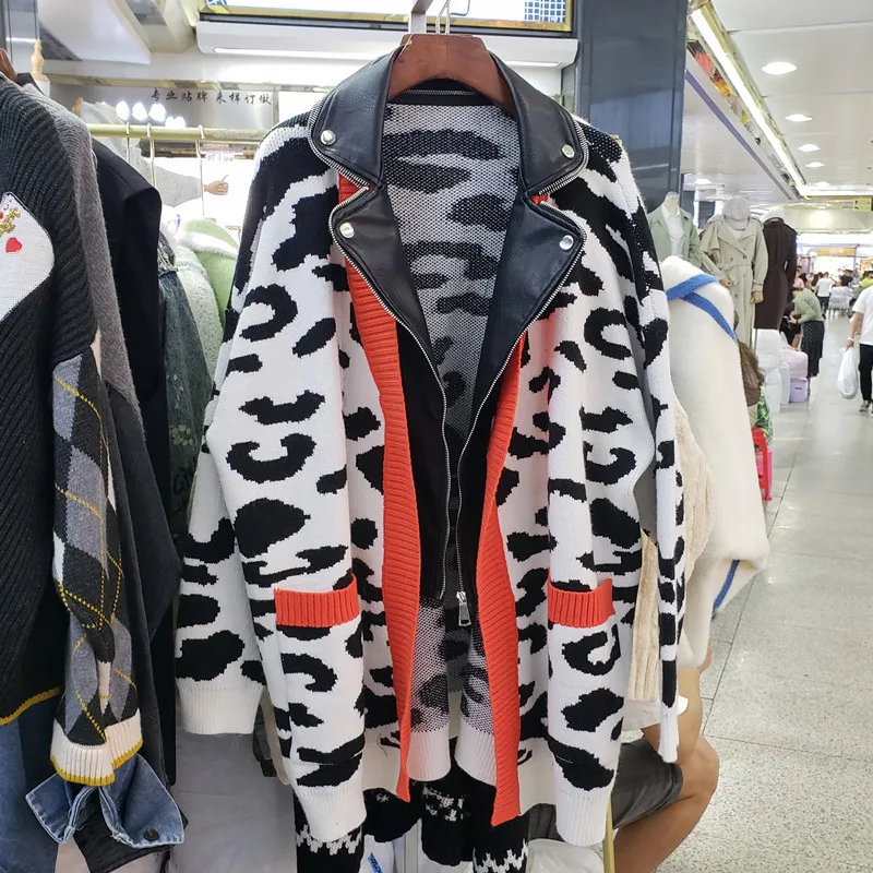

[EWQ] 2019 Autumn Winter New Double-layer Fake Two Fashion Trend Ladies Leopard Coats Korea Large Size Knit Leather Jacket QL225
