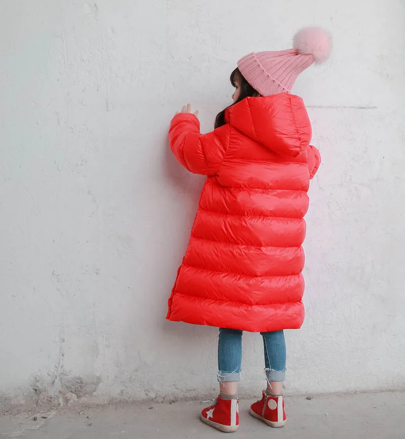 Модная детская зимняя куртка зимнее пальто для девочек и мальчиков детские теплые длинные пуховые пальто с капюшоном и меховым воротником для подростков - Цвет: RedB