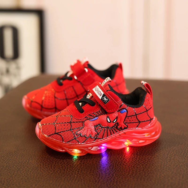 

Kids Glowing Sneakers with light glowing kids shoes boys girls Luminous Lighted Sneakers Boy Girls LED Children Shoes