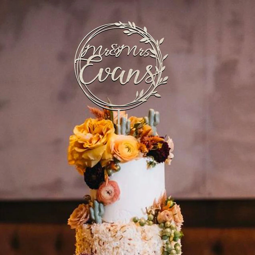 Rustic Wedding Cake Topper, Bride and Groom Wedding Cake Topper, Personalized Wedding Cake Topper Mr&Mrs With Last Name