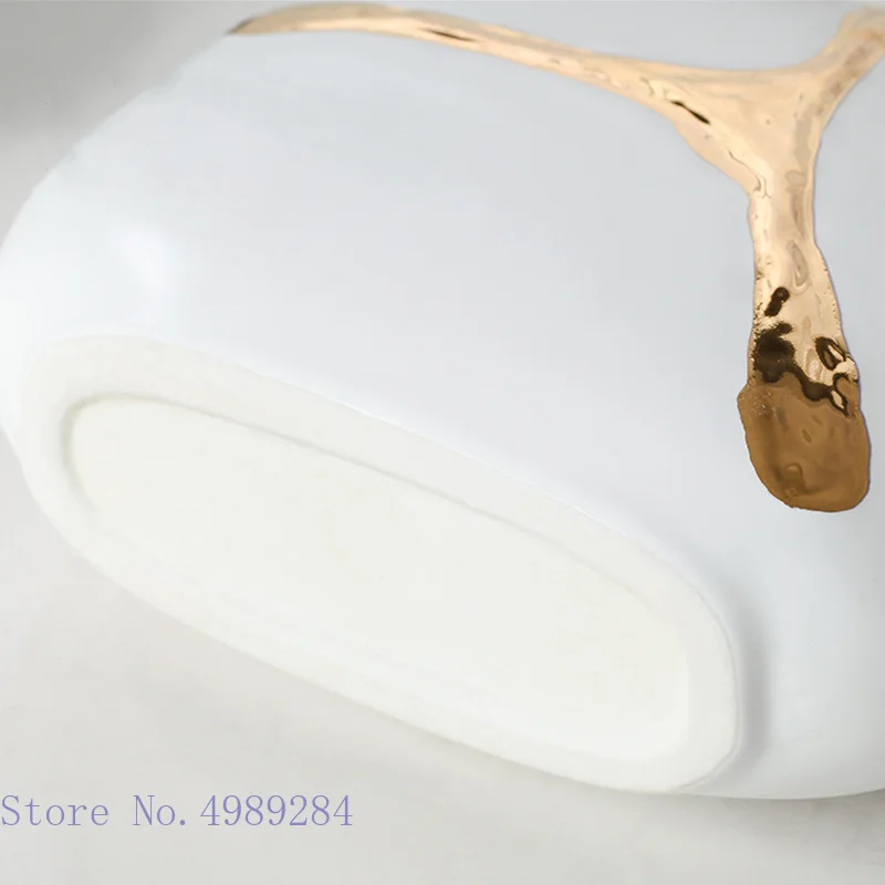 Creativity White Ceramic Vase Golden Branches Flower Arrangement Hydroponics Modern Home Decoration Wedding Flower Vase 4