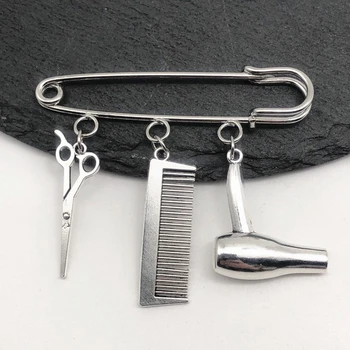 

2020 Creative Personality Hair Stylist Brooch Charm Jewelry Hairdressing Scissors Comb Pendant Washing and Cutting Brooch
