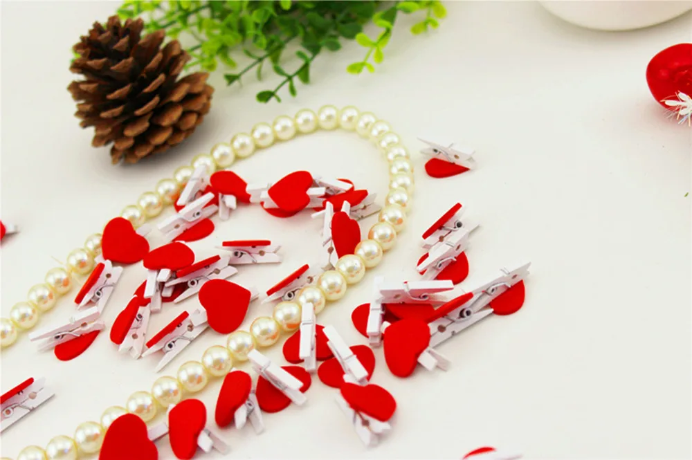 50PCS/Lot Mini Romantic Loving Heart Shape Wood Clips Handicrafts Photos Papers Clothes Pegs Home Bachelorette Party Decorations