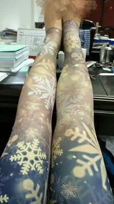 Снежинка Мода Хип-лифтинг спортивные проницаемые супер-эластичные высушенные девять точек леди брюки леди-0053