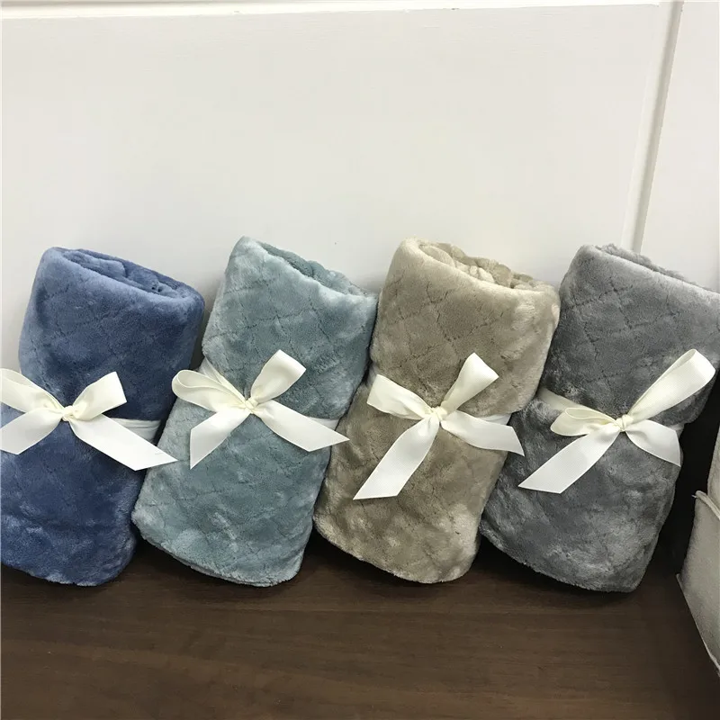 

Spring And Autumn Special Small Flannel Blanket Aircraft Sofa for Office Children Blanket Portable Car Travel Coverlet Bedding
