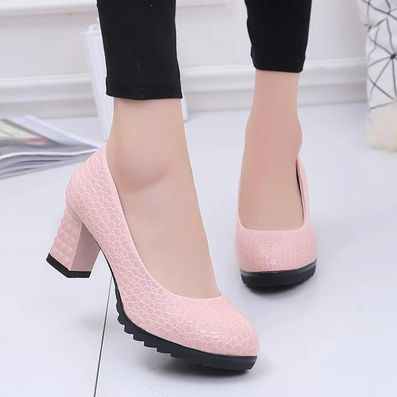 Rimocy-zapatos de tacón alto grueso para mujer, calzado de piel sintética de Color sólido a la moda, para fiesta y boda, boca poco profunda