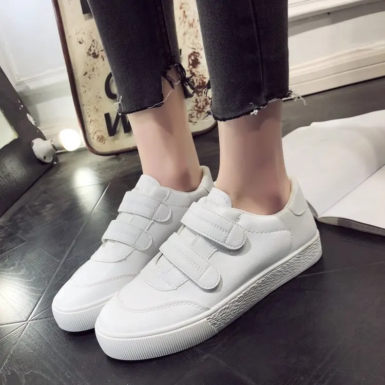 

2020 New Spring Autumn Leather Sneakers Women Flat Shoes Popular INS Fashion White bloggers big size women Shoes J13-18