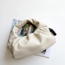 Ранняя весна Модная новая ручная большая сумка кожаная круассан Большая вместительная плиссированная сумка с зажимом для пельменей