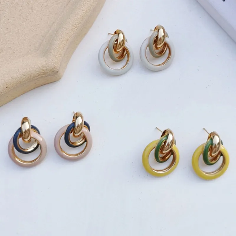 Модные нишевые геометрические металлические серьги гвоздики в форме спирали