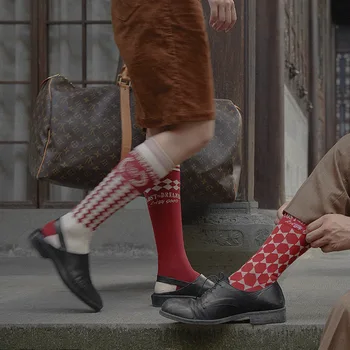 

High Quality Fashion Men Women Boy Cotton Socks Casual Sport Socks Street Skateboard Socks Happy Striped Plaid Diamond Socks