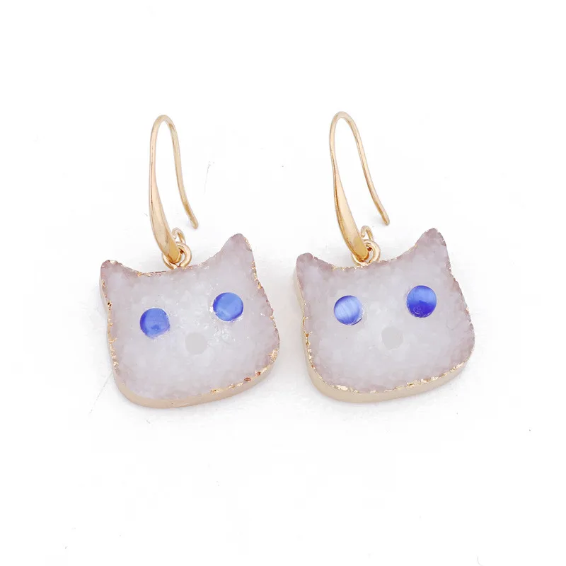 11127963651_1592779509